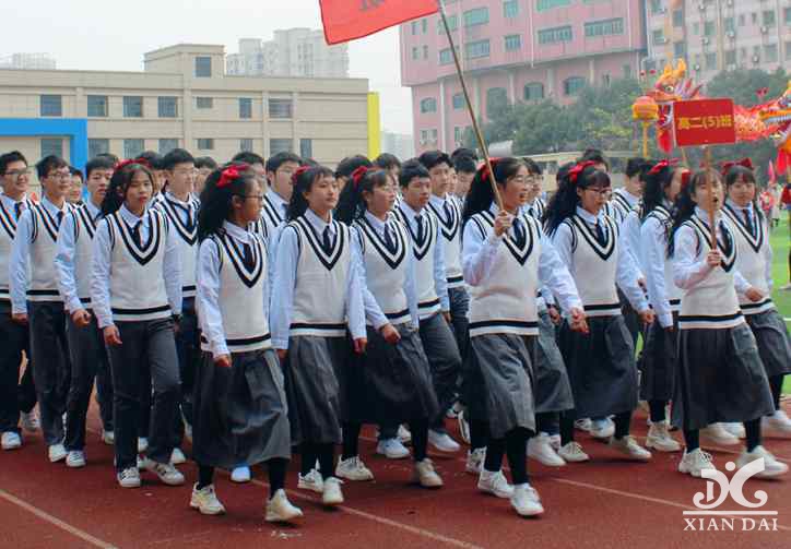 用#人間煙火定格照 看2020校運(yùn)會(huì)集錦，不管定格到哪，可愛(ài)的孩子們都能扛得住！