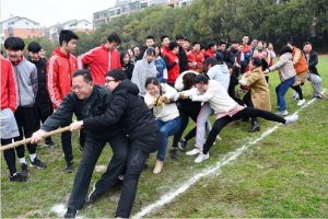展現(xiàn)外魅力女性，創(chuàng)和諧親情校園