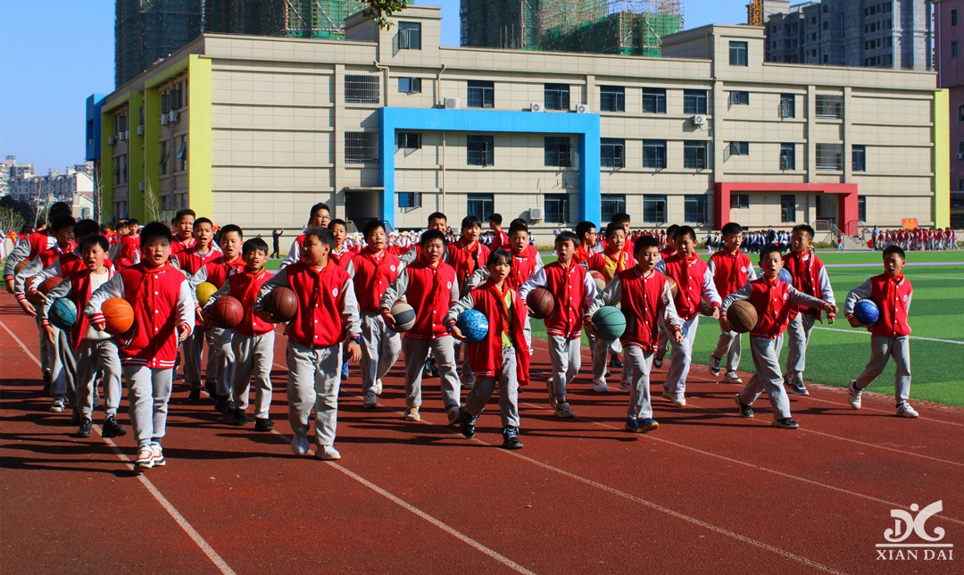 南昌現(xiàn)代外國語學校第二十三屆運動會開幕式掠影（十一）